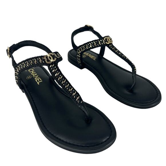 Chanel 2022 CC Logo Scooby Chain Thong Sandals - Picture 3 of 16